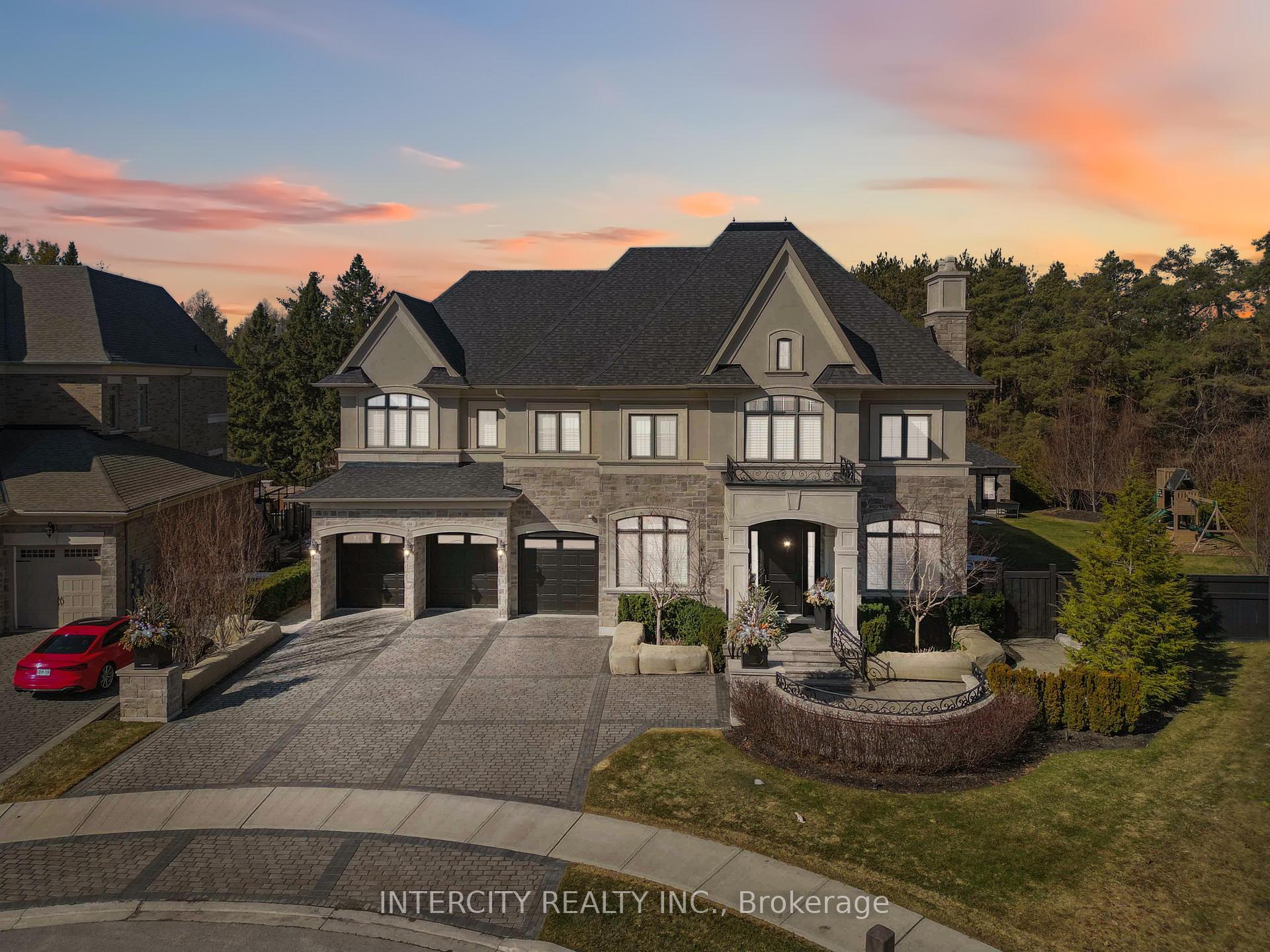 Photo 1 of 60 James Stokes Court, King, King City — HOMEH