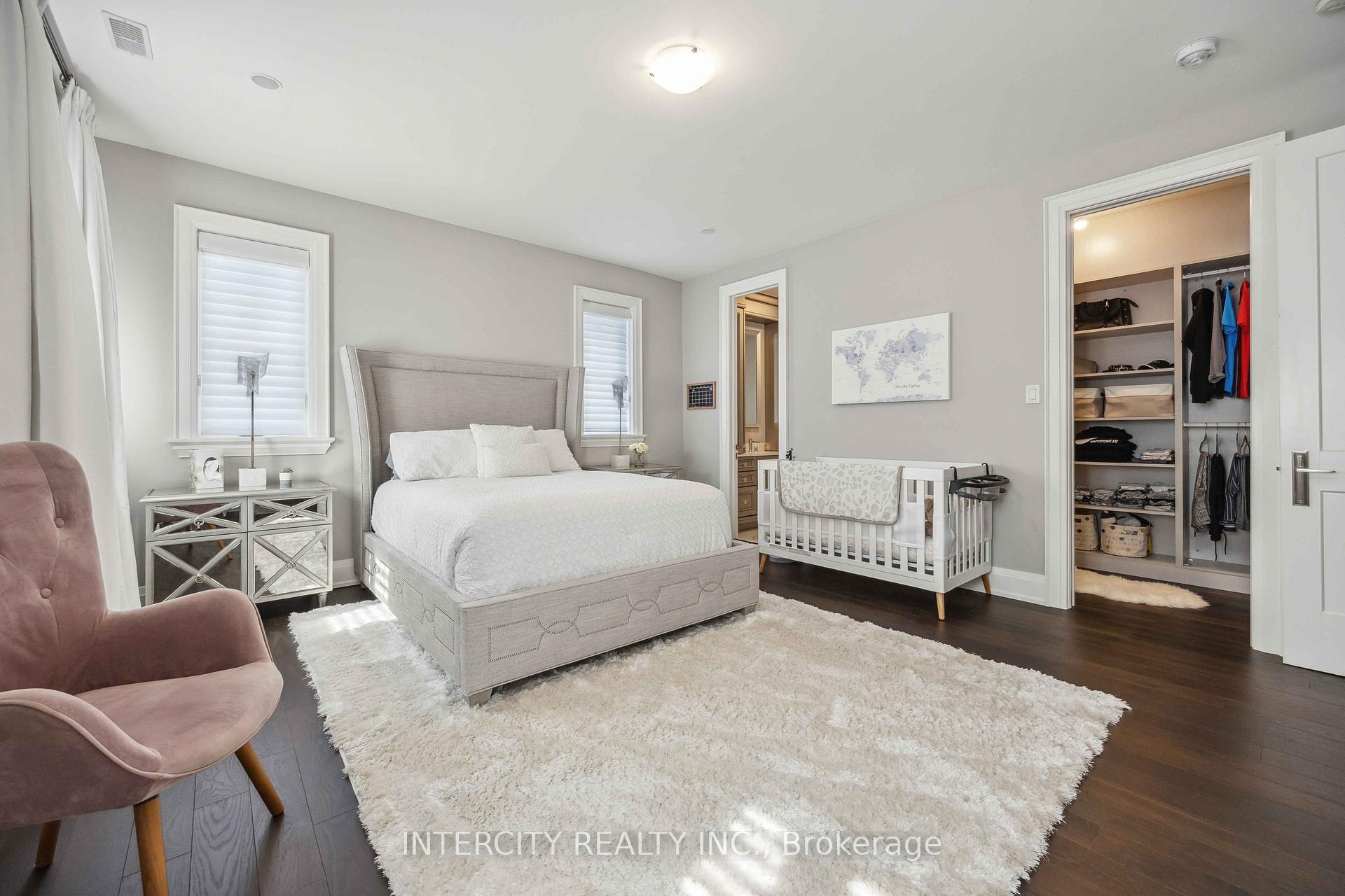 Photo 32 of 60 James Stokes Court, King, King City — HOMEH