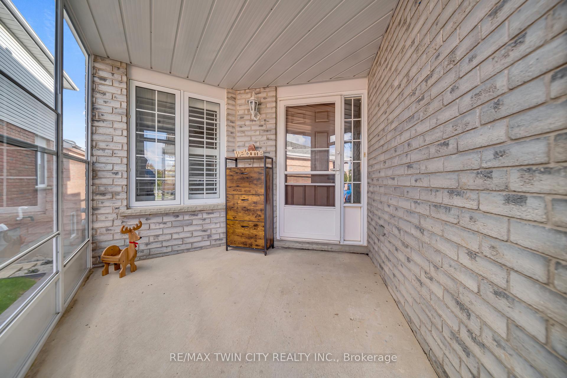 Photo 6 of 171 Resurrection Drive, Kitchener — HOMEH