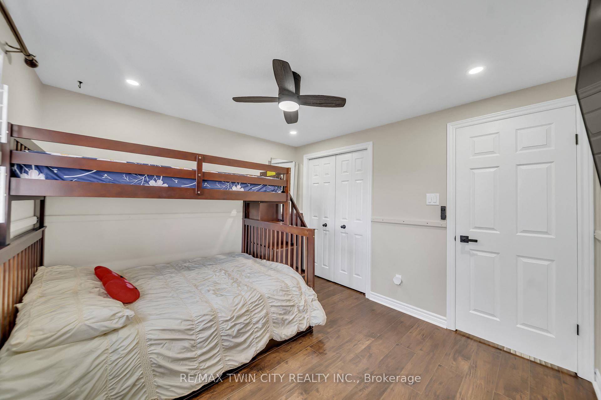 Photo 27 of 171 Resurrection Drive, Kitchener — HOMEH
