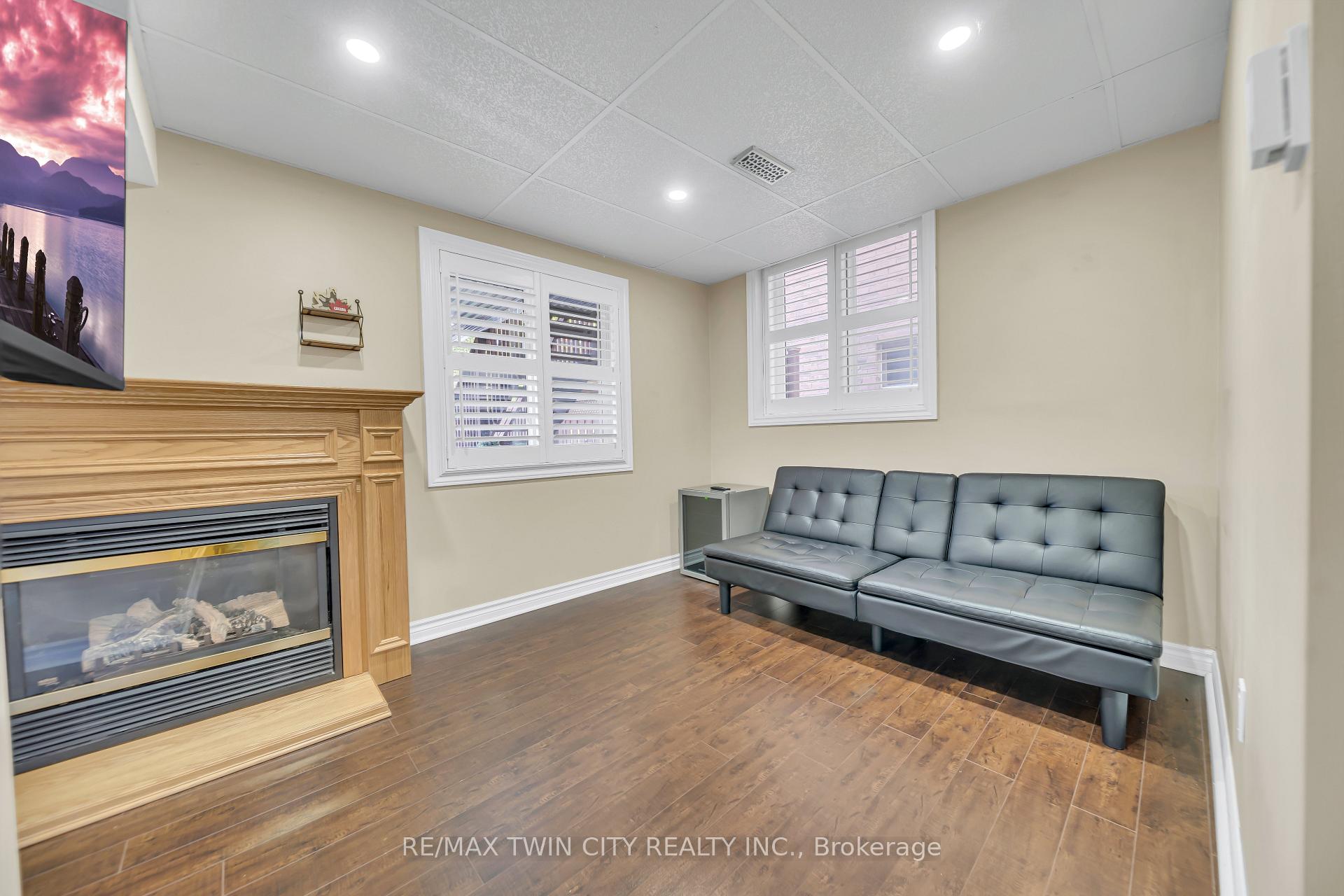 Photo 30 of 171 Resurrection Drive, Kitchener — HOMEH