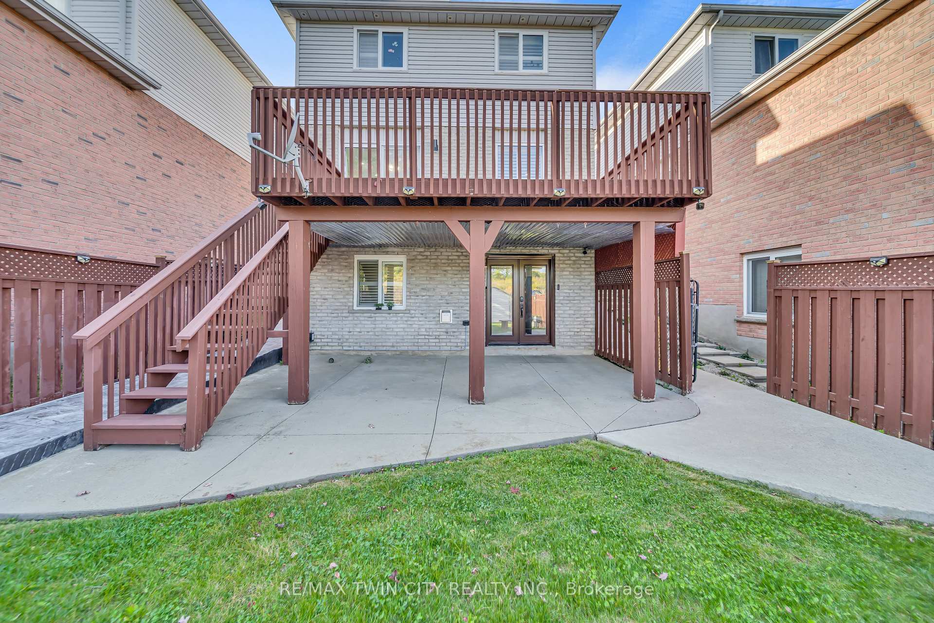 Photo 34 of 171 Resurrection Drive, Kitchener — HOMEH