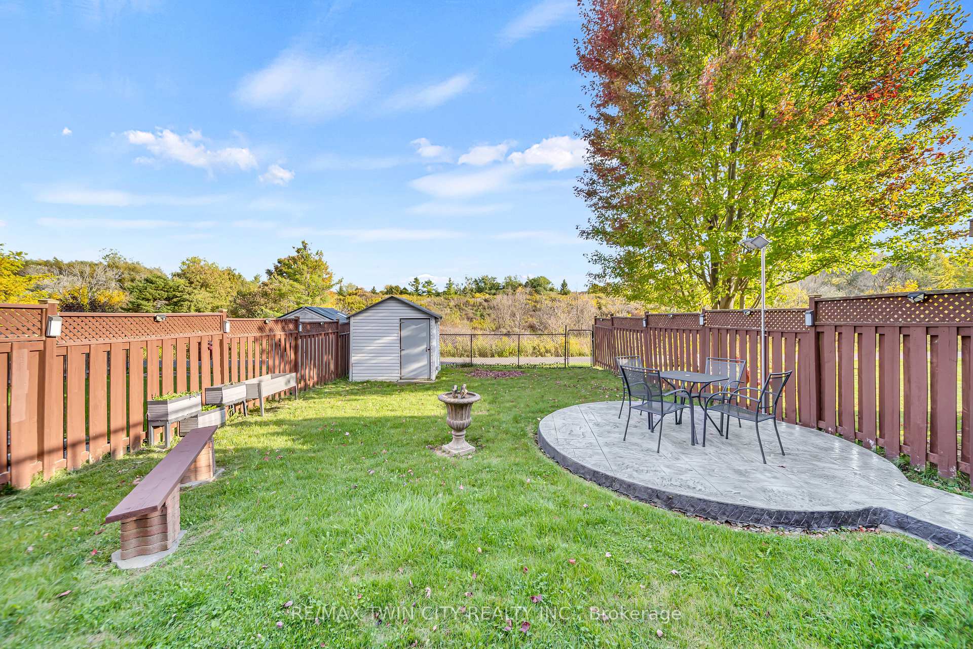 Photo 35 of 171 Resurrection Drive, Kitchener — HOMEH