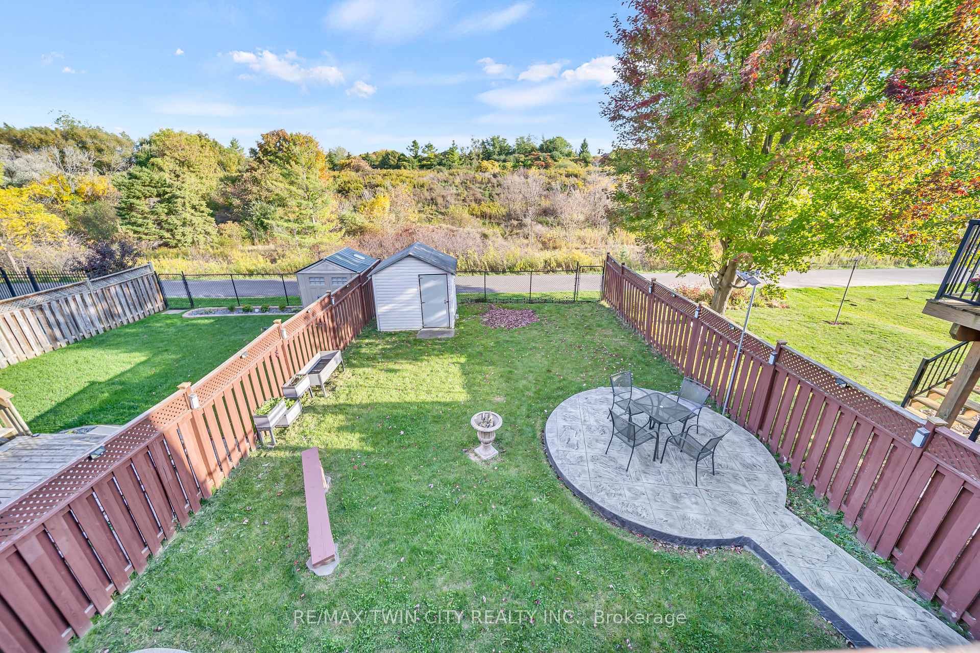 Photo 38 of 171 Resurrection Drive, Kitchener — HOMEH