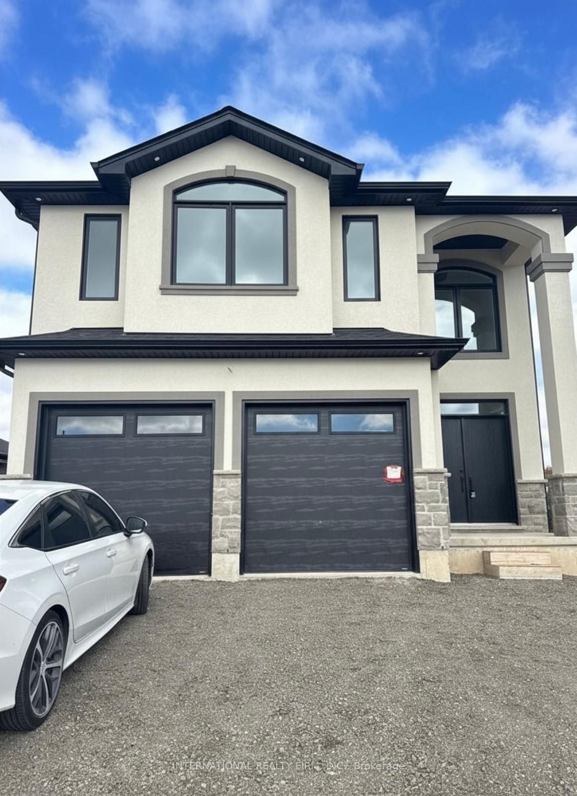 Photo 1 of 2521 Constance Avenue, London, South U — HOMEH