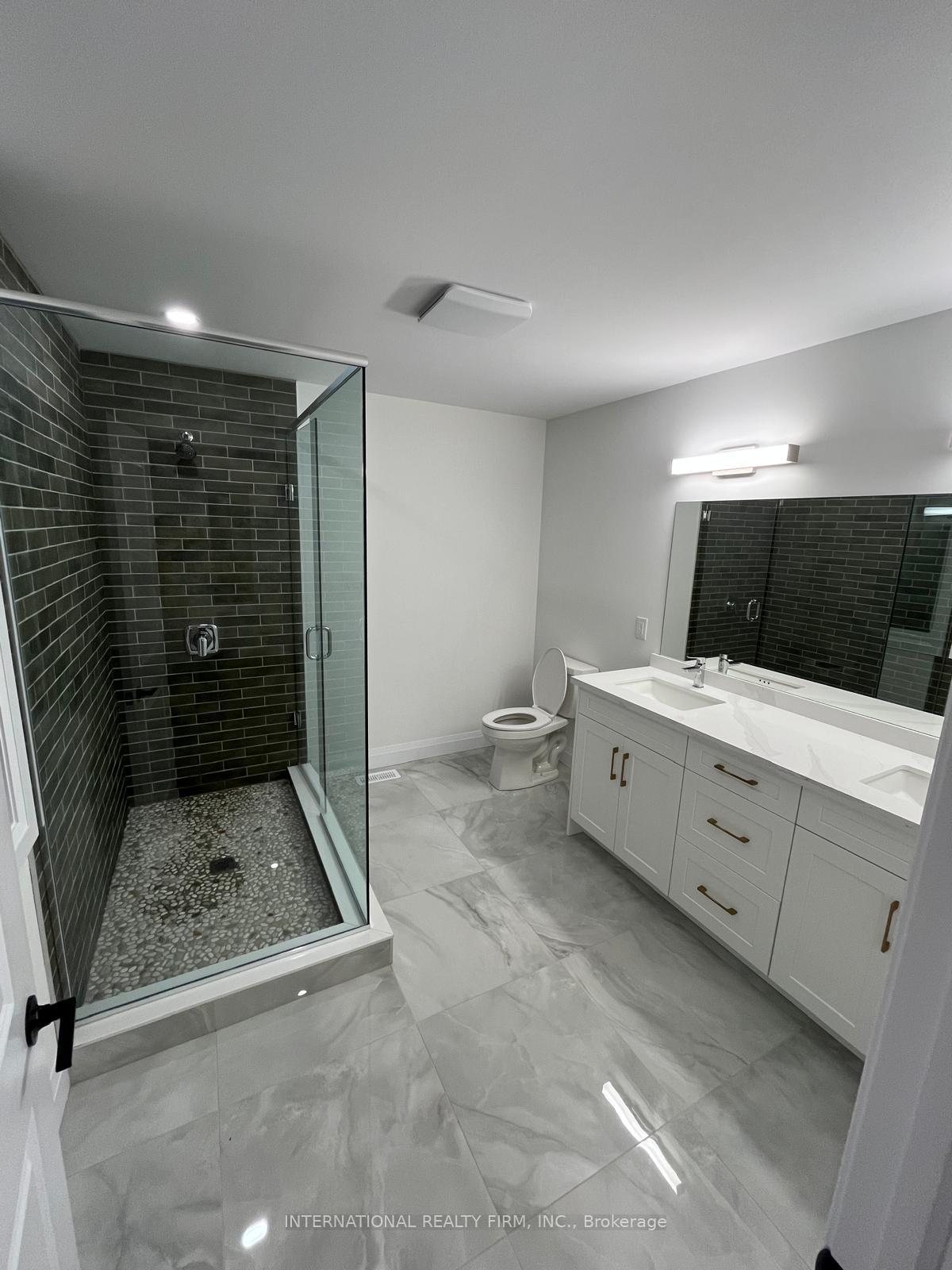Photo 12 of 2521 Constance Avenue, London, South U — HOMEH