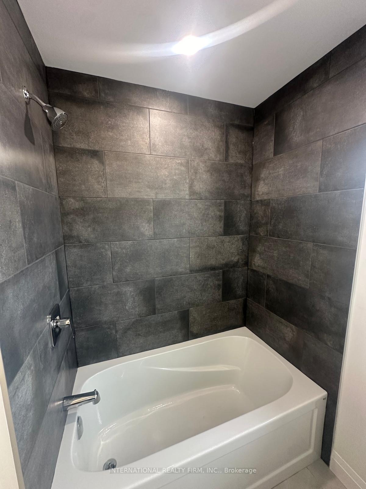 Photo 22 of 2521 Constance Avenue, London, South U — HOMEH