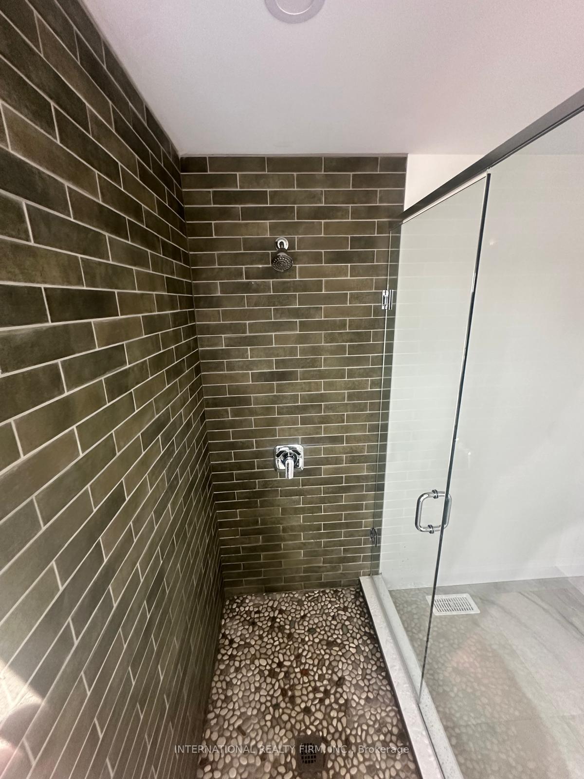 Photo 24 of 2521 Constance Avenue, London, South U — HOMEH