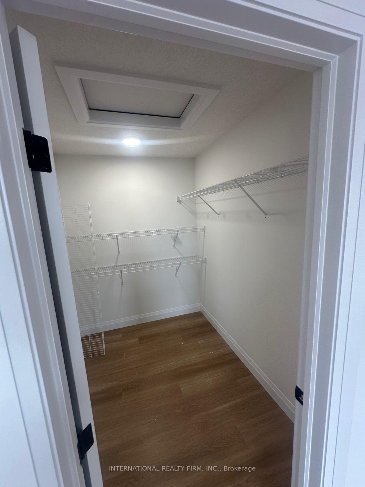 Photo 25 of 2521 Constance Avenue, London, South U — HOMEH