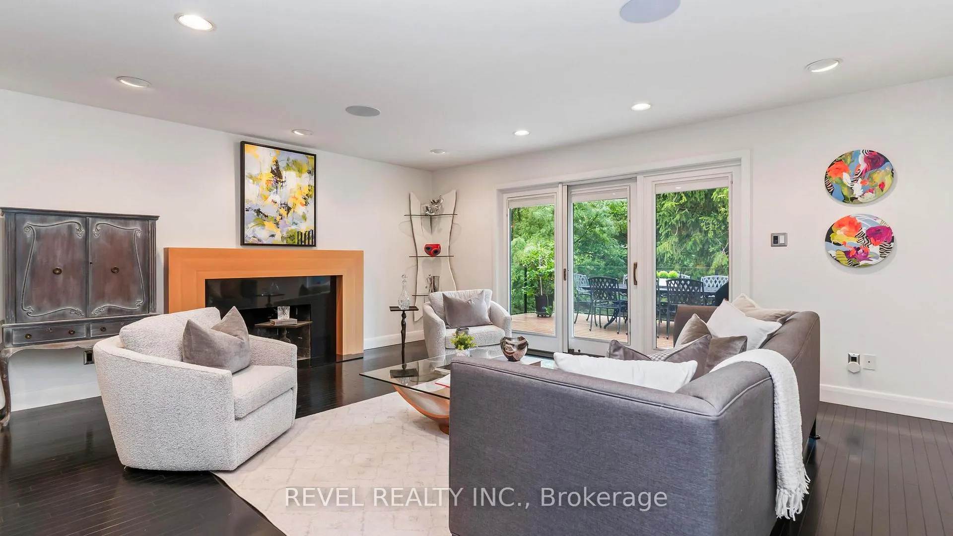 Photo 5 of 76 Tallwood Circle, London, North G — HOMEH