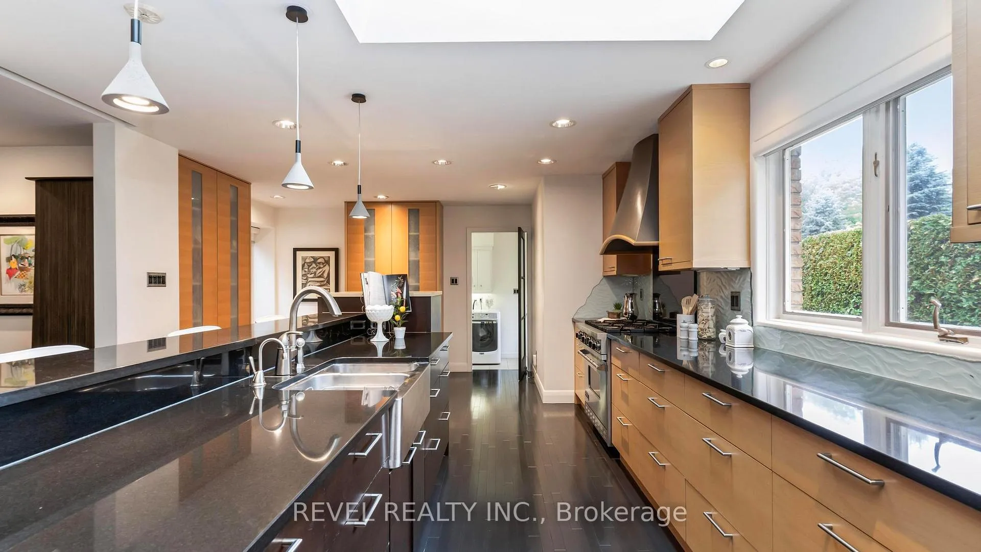 Photo 11 of 76 Tallwood Circle, London, North G — HOMEH