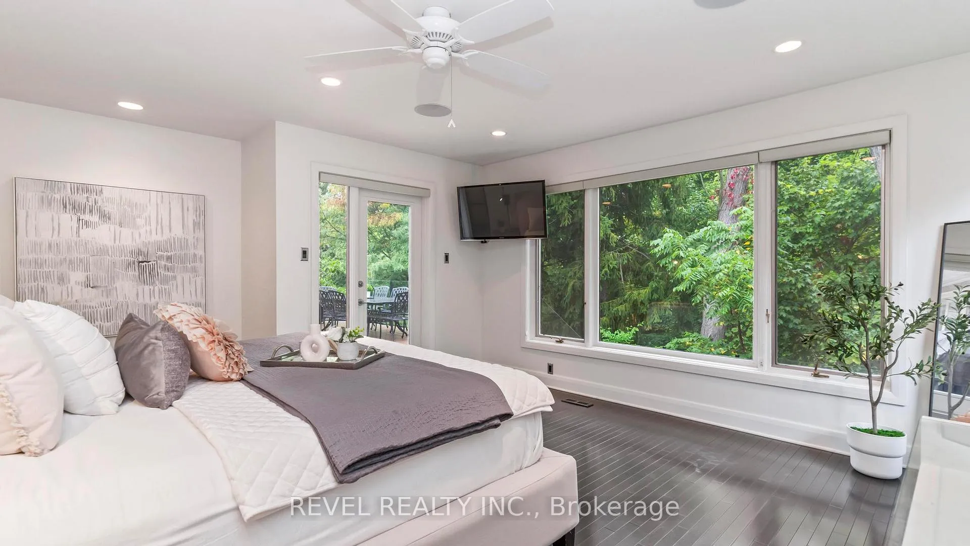 Photo 21 of 76 Tallwood Circle, London, North G — HOMEH
