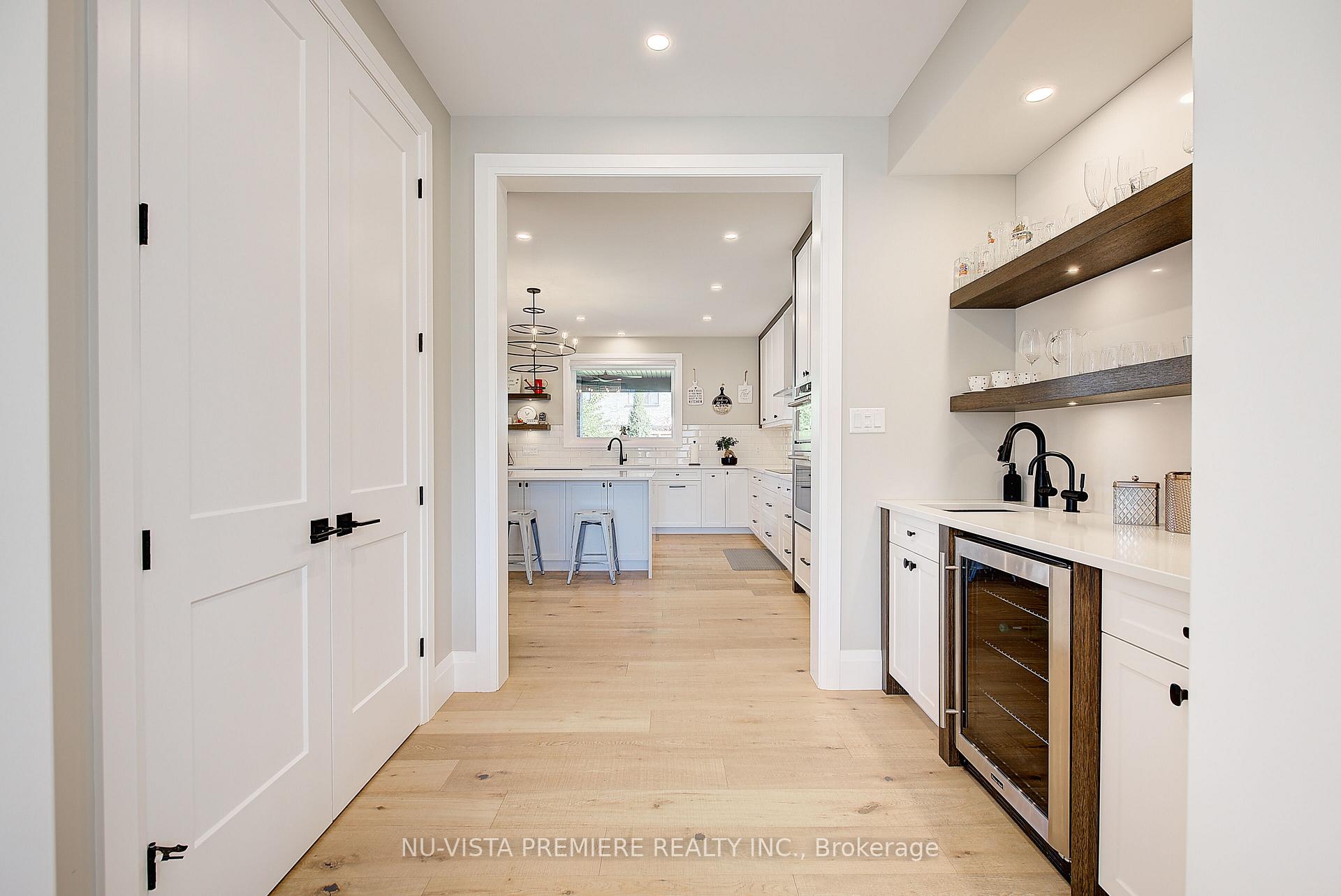 Photo 11 of 7442 Silver Creek Crescent, London, South V — HOMEH