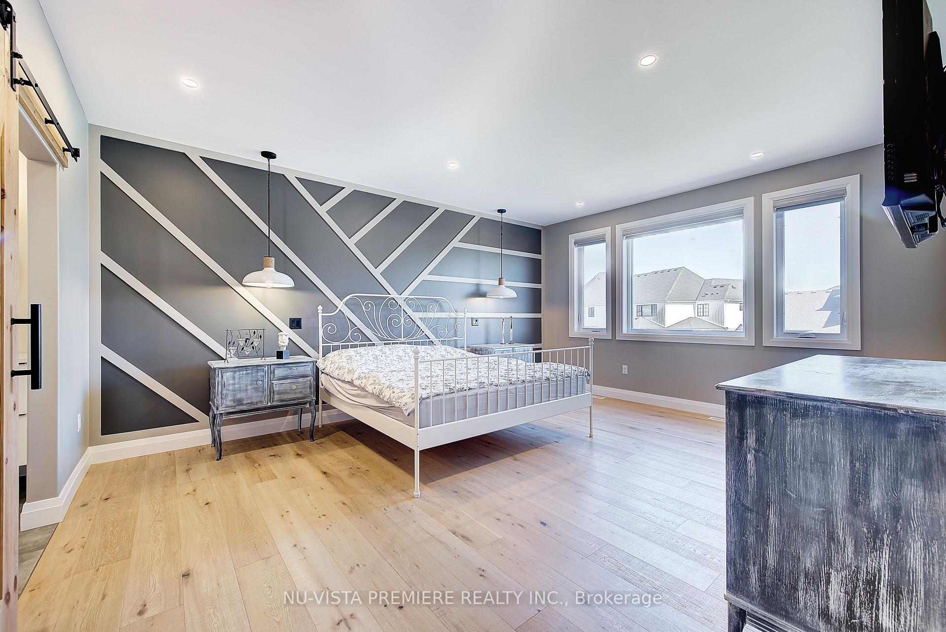 Photo 24 of 7442 Silver Creek Crescent, London, South V — HOMEH