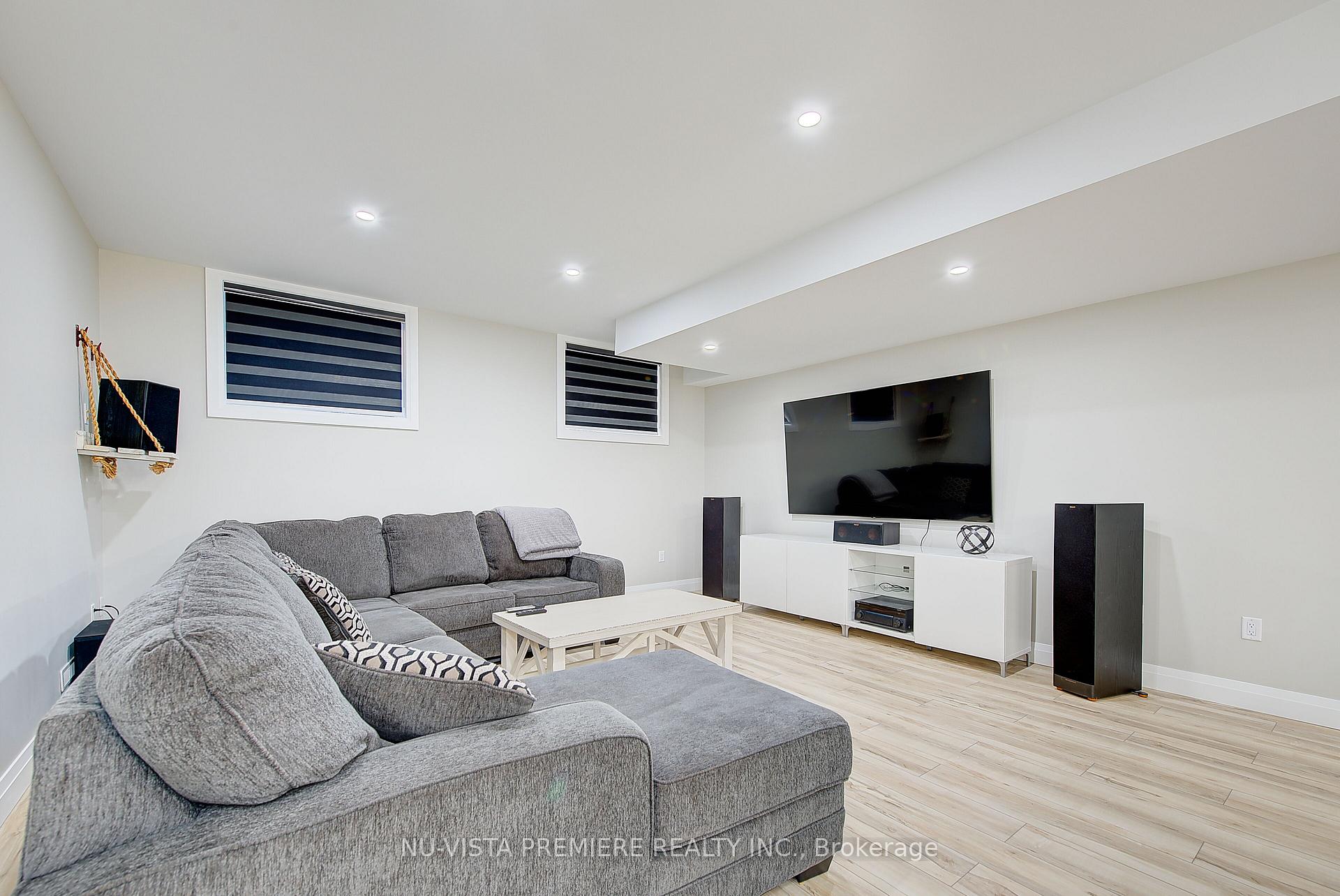 Photo 43 of 7442 Silver Creek Crescent, London, South V — HOMEH