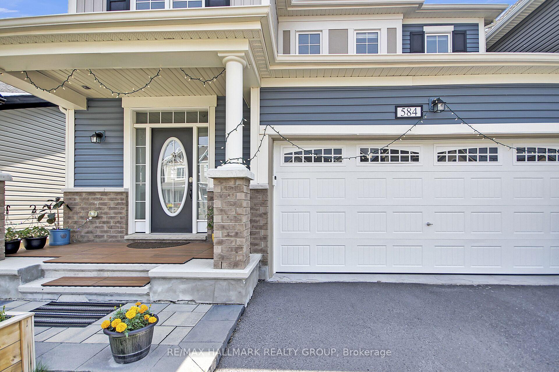 Photo 3 of 584 Malahat Way, Ottawa, Kanata - Emerald Meadows/Trailwest — HOMEH