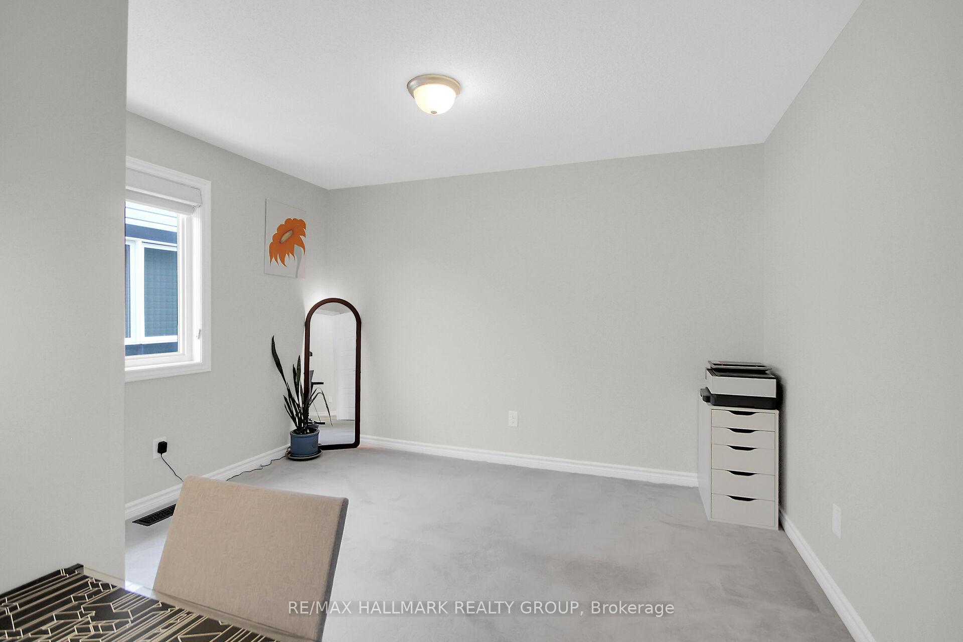 Photo 34 of 584 Malahat Way, Ottawa, Kanata - Emerald Meadows/Trailwest — HOMEH