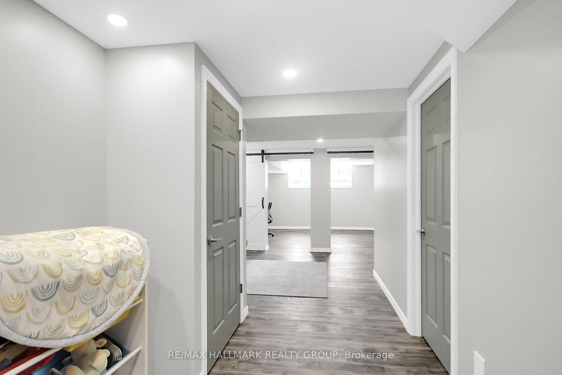 Photo 38 of 584 Malahat Way, Ottawa, Kanata - Emerald Meadows/Trailwest — HOMEH