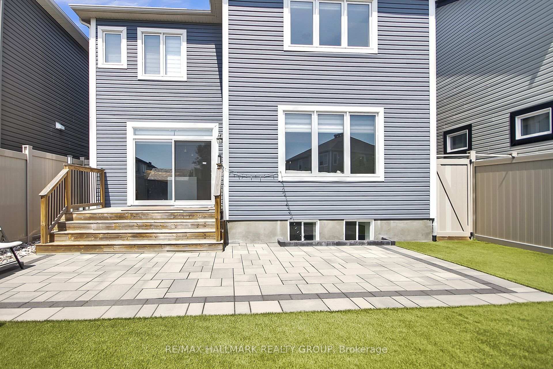 Photo 49 of 584 Malahat Way, Ottawa, Kanata - Emerald Meadows/Trailwest — HOMEH