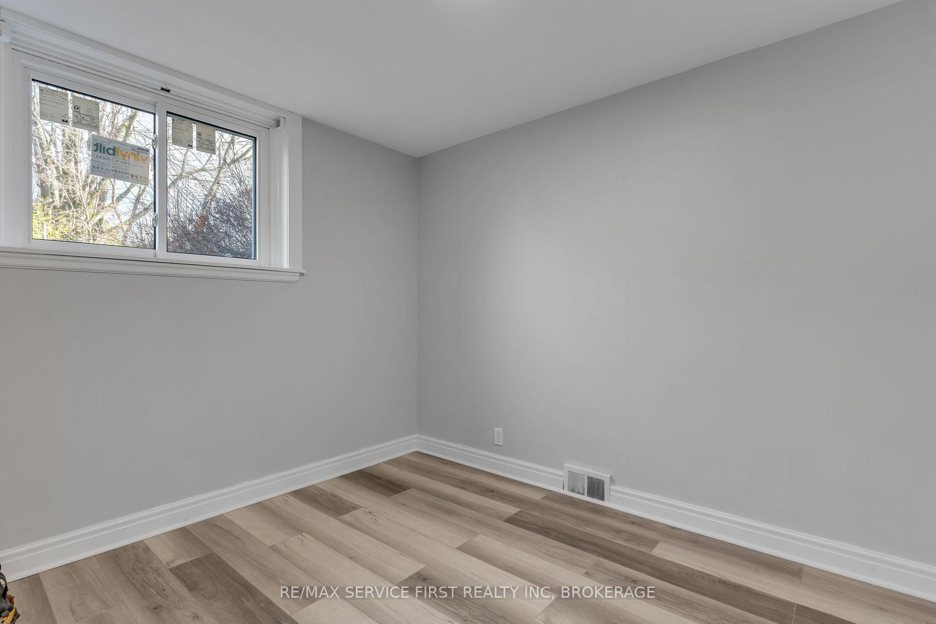 Photo 6 of 263 College Street, Kingston, Central City East — HOMEH
