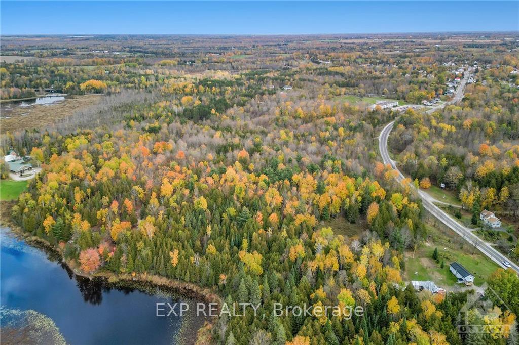 Photo 4 of 00 Paul Drive, Lanark Highlands, Lanark Highlands (Lanark Village) — HOMEH