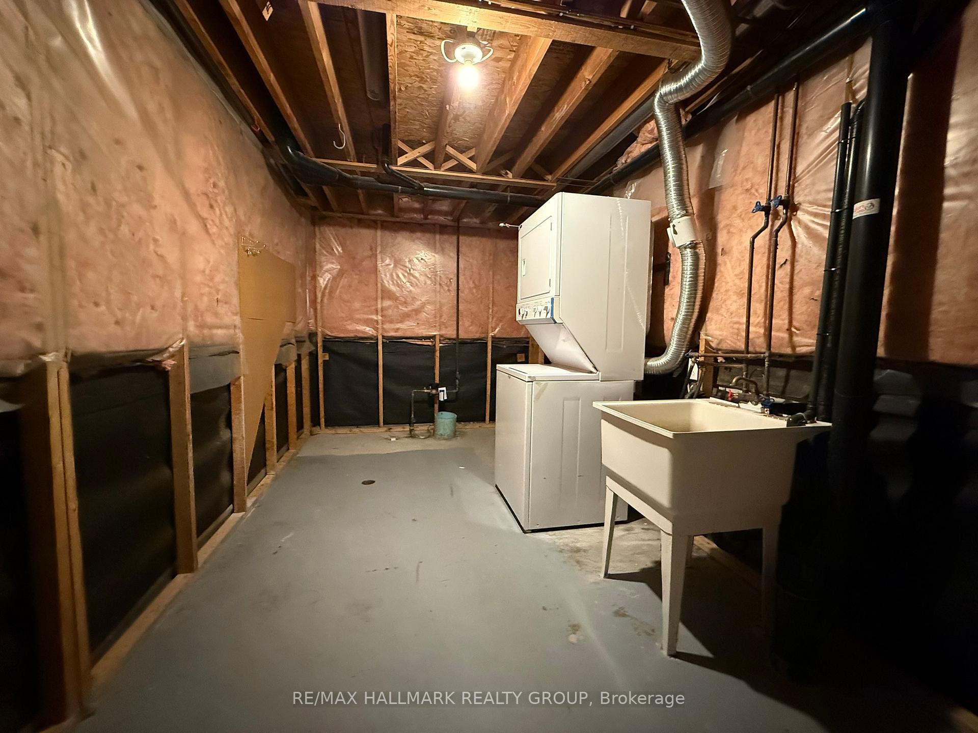 Photo 29 of 195 Blackdome Crescent, Ottawa, Kanata - Kanata Lakes/Heritage Hills — HOMEH