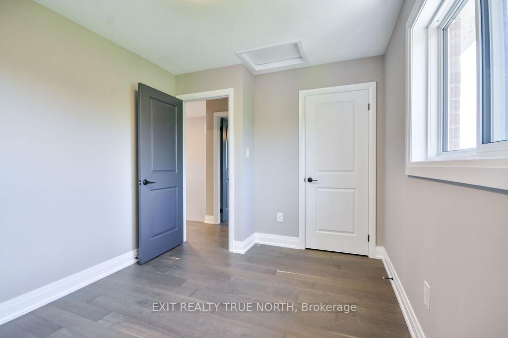 Photo 25 of 1908 Emerald Court, Innisfil, Alcona — HOMEH