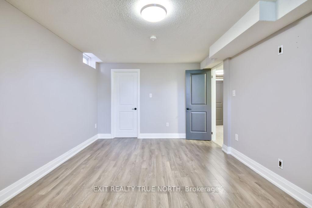 Photo 36 of 1908 Emerald Court, Innisfil, Alcona — HOMEH