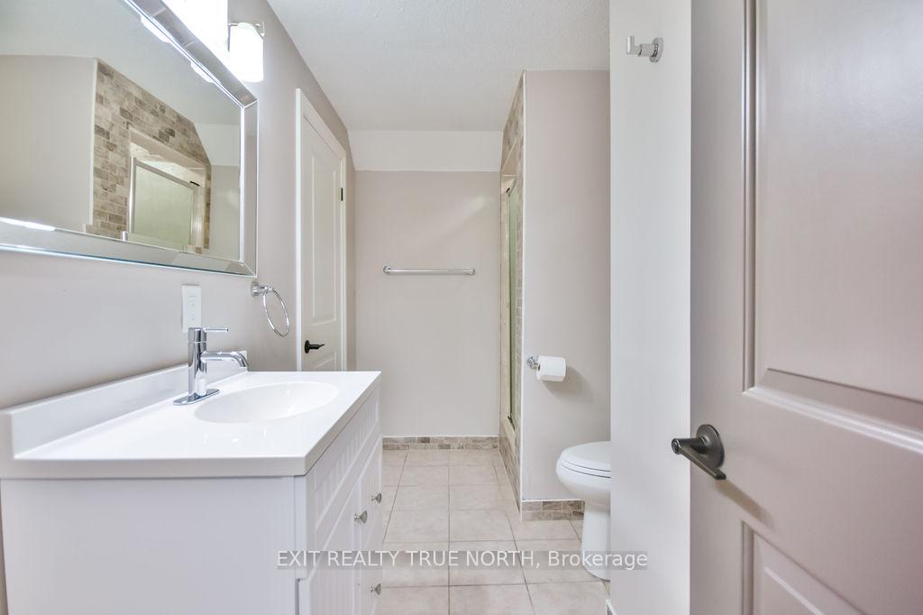 Photo 37 of 1908 Emerald Court, Innisfil, Alcona — HOMEH