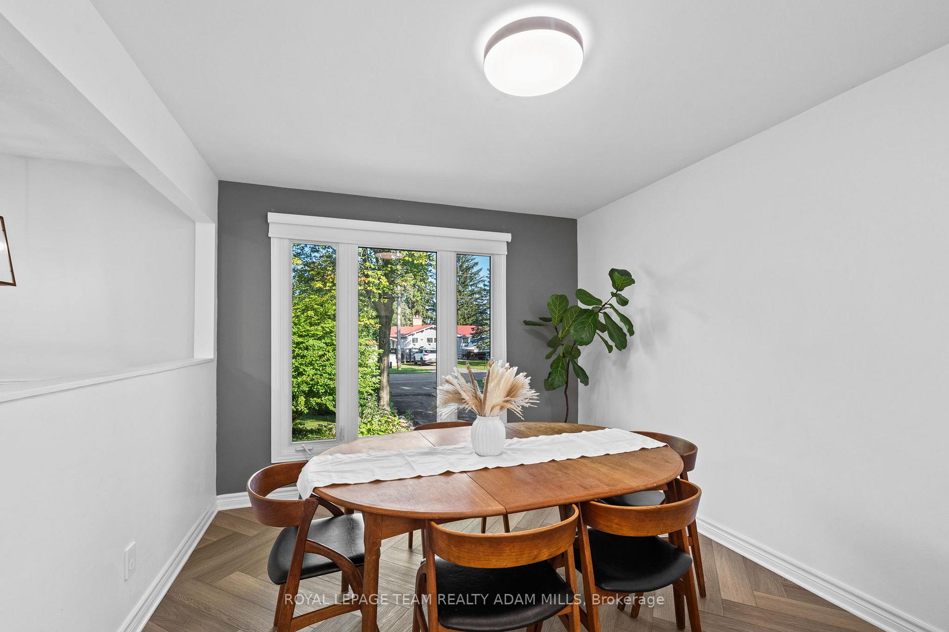 Photo 10 of 1095 Boucher Crescent, Ottawa, Manotick South to Roger Stevens — HOMEH