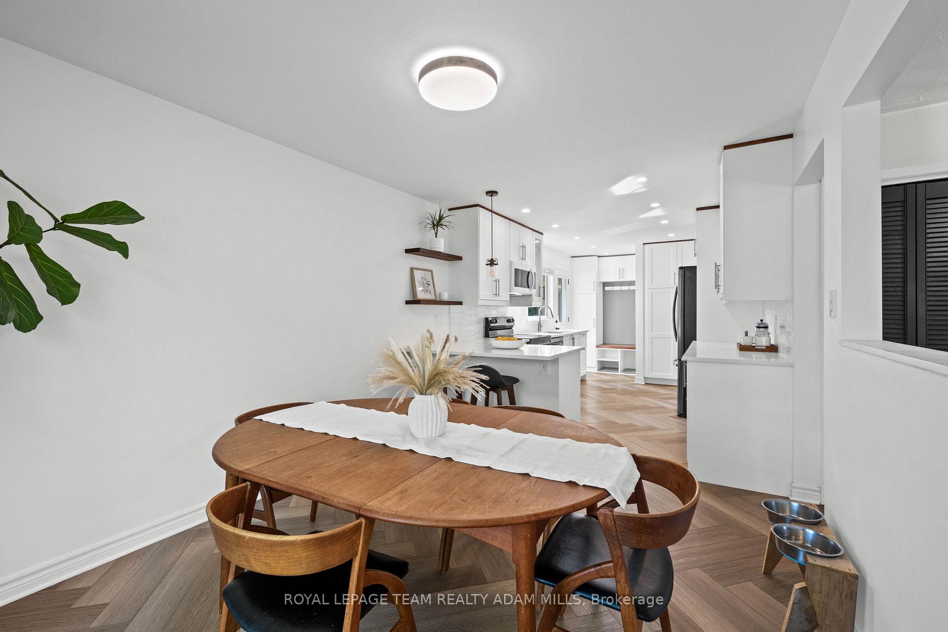 Photo 11 of 1095 Boucher Crescent, Ottawa, Manotick South to Roger Stevens — HOMEH