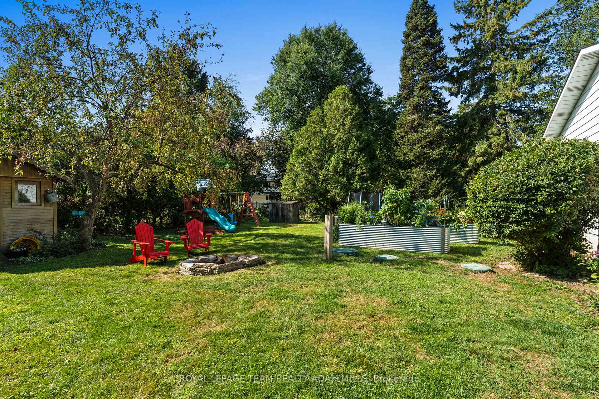 Photo 39 of 1095 Boucher Crescent, Ottawa, Manotick South to Roger Stevens — HOMEH