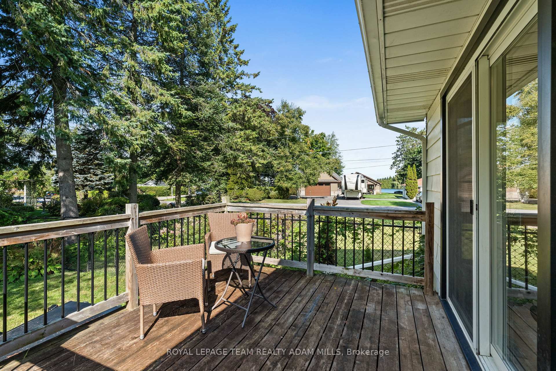 Photo 41 of 1095 Boucher Crescent, Ottawa, Manotick South to Roger Stevens — HOMEH