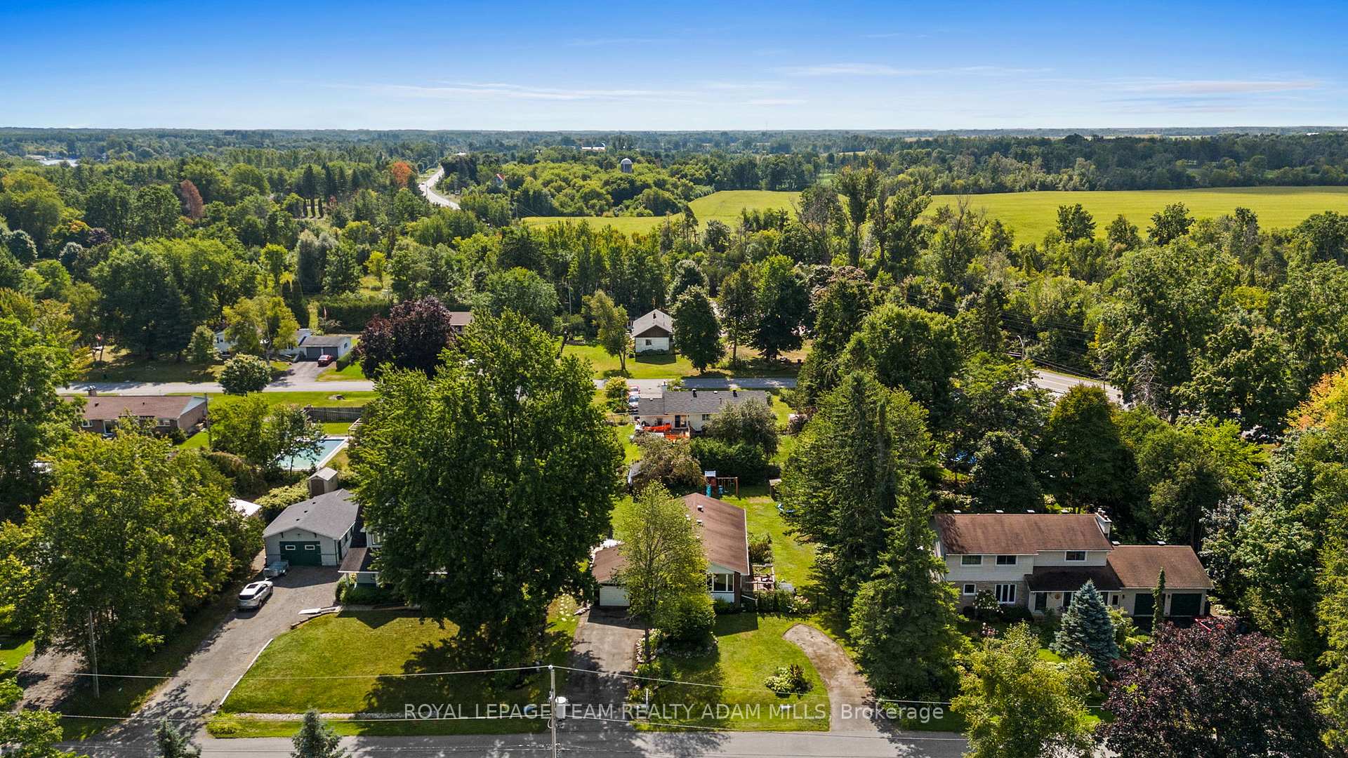 Photo 42 of 1095 Boucher Crescent, Ottawa, Manotick South to Roger Stevens — HOMEH