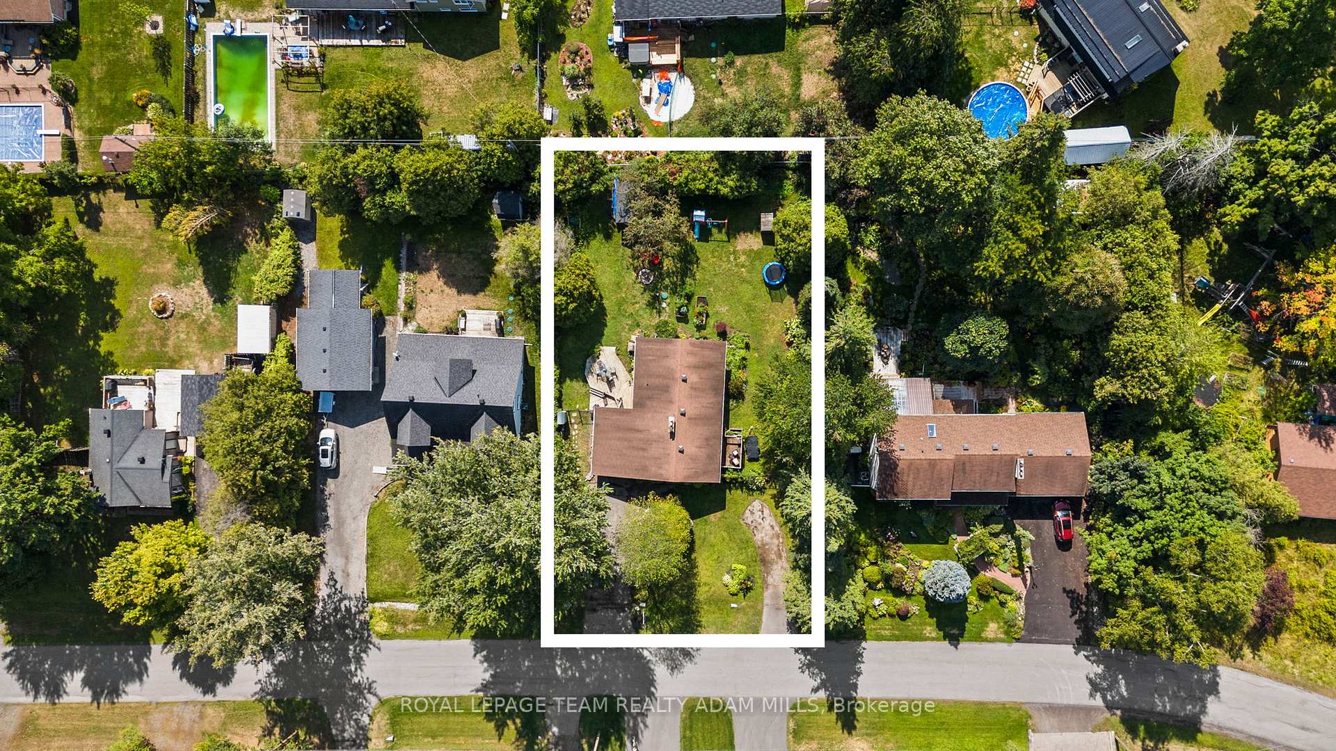 Photo 43 of 1095 Boucher Crescent, Ottawa, Manotick South to Roger Stevens — HOMEH
