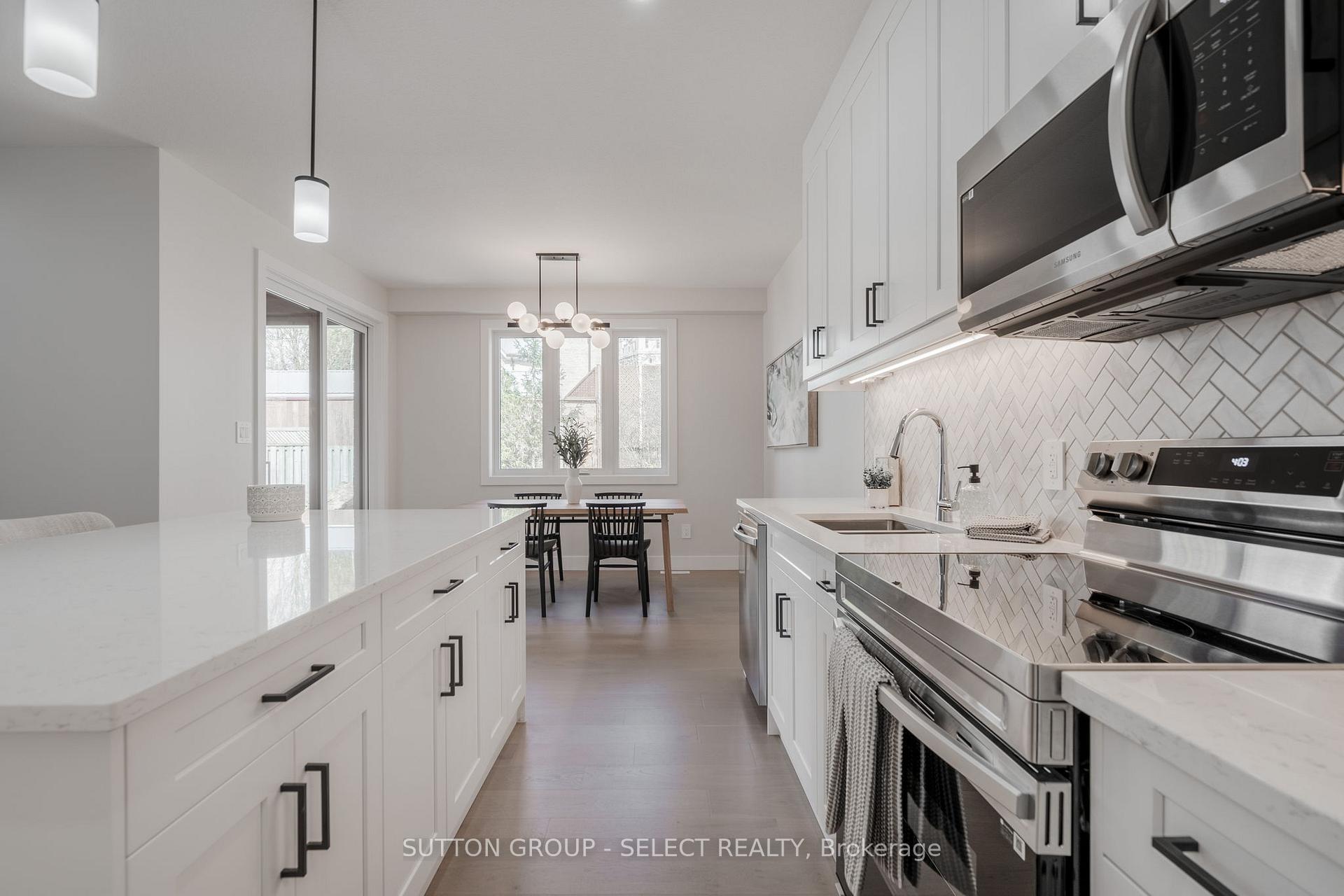Photo 7 of Unit 11, 7966 Fallon Drive, Lucan Biddulph, Granton — HOMEH