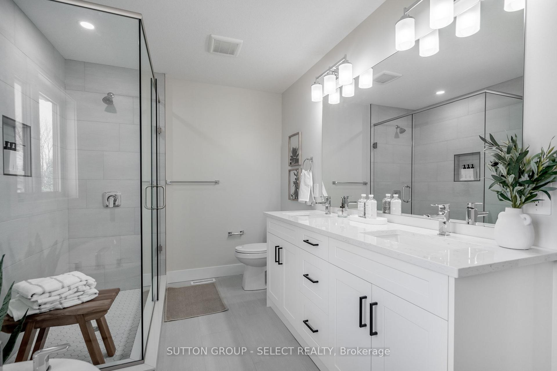Photo 13 of Unit 11, 7966 Fallon Drive, Lucan Biddulph, Granton — HOMEH