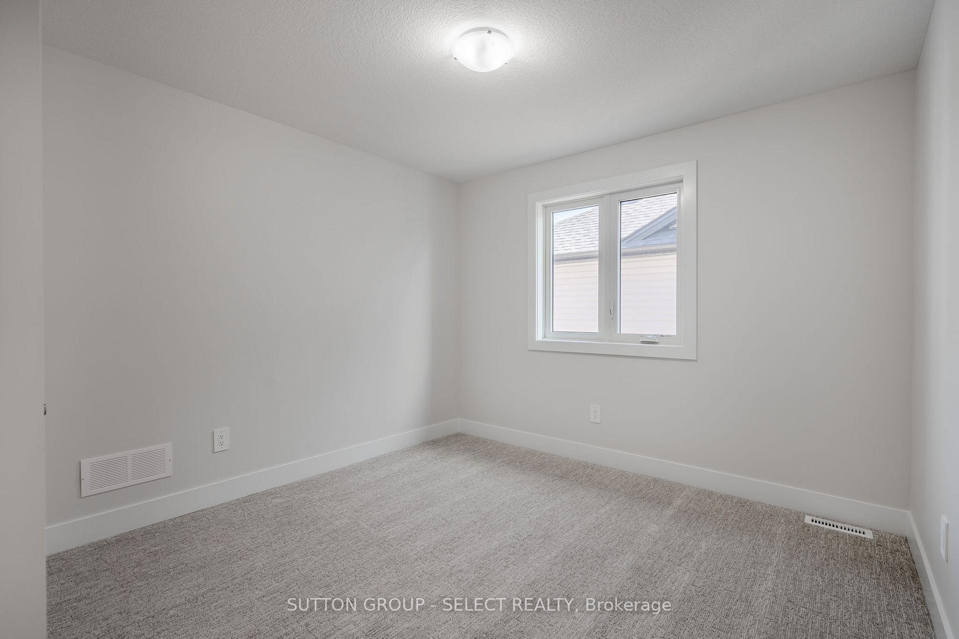 Photo 17 of Unit 11, 7966 Fallon Drive, Lucan Biddulph, Granton — HOMEH