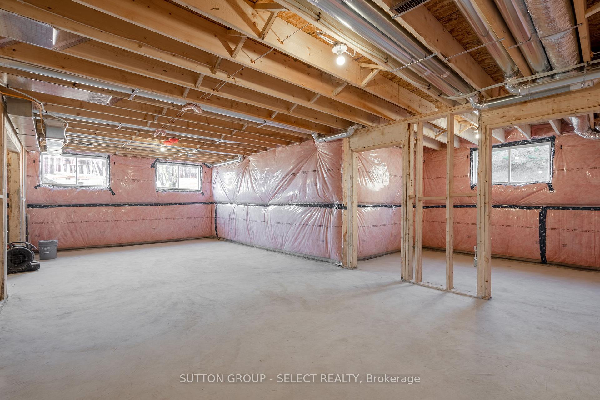 Photo 22 of Unit 11, 7966 Fallon Drive, Lucan Biddulph, Granton — HOMEH