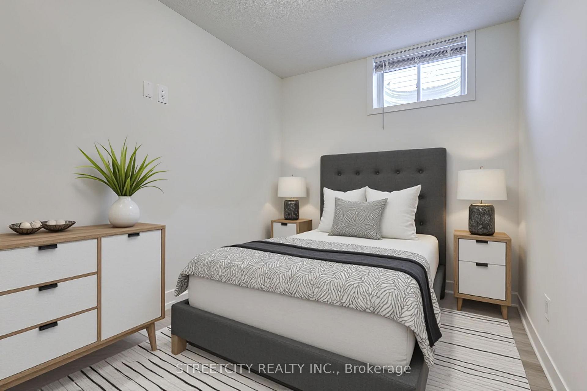 Photo 7 of 1536 Twilite Boulevard, London, North S — HOMEH