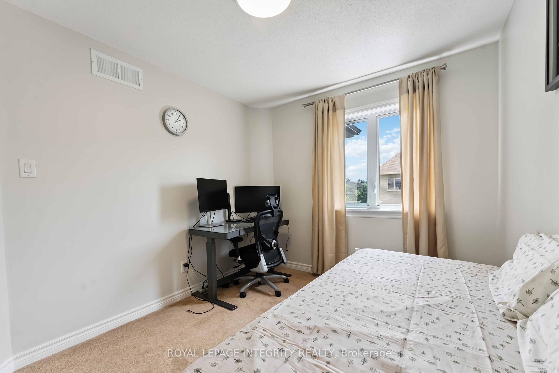 Photo 13 of 200 Badgeley Avenue, Ottawa, Kanata - Kanata Lakes/Heritage Hills — HOMEH