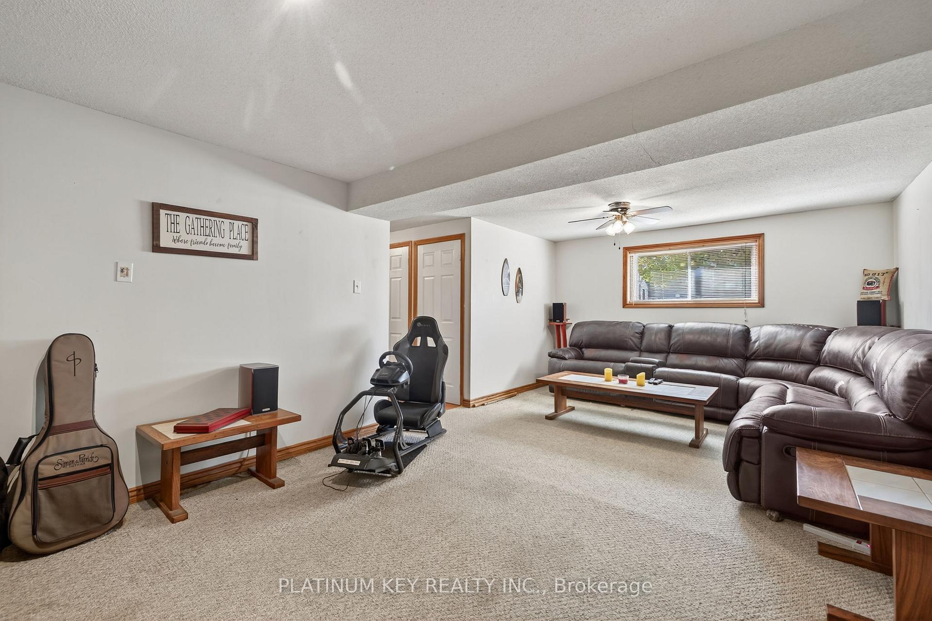 Photo 22 of 152 Elgin Street, London, East M — HOMEH