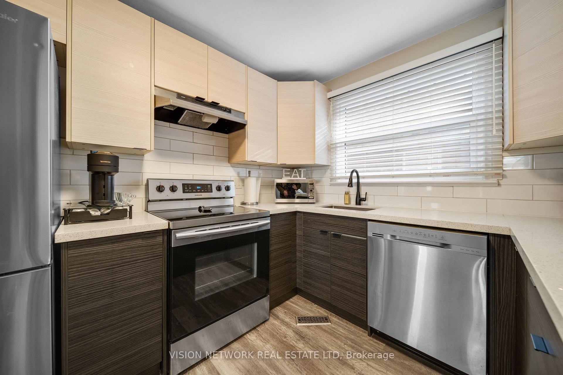 Photo 14 of 61 Langarth Street E, London, South F — HOMEH