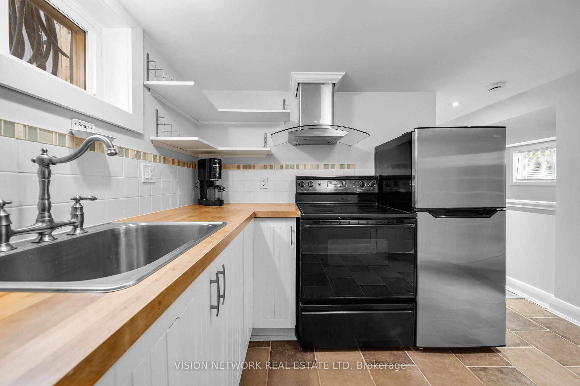 Photo 25 of 61 Langarth Street E, London, South F — HOMEH