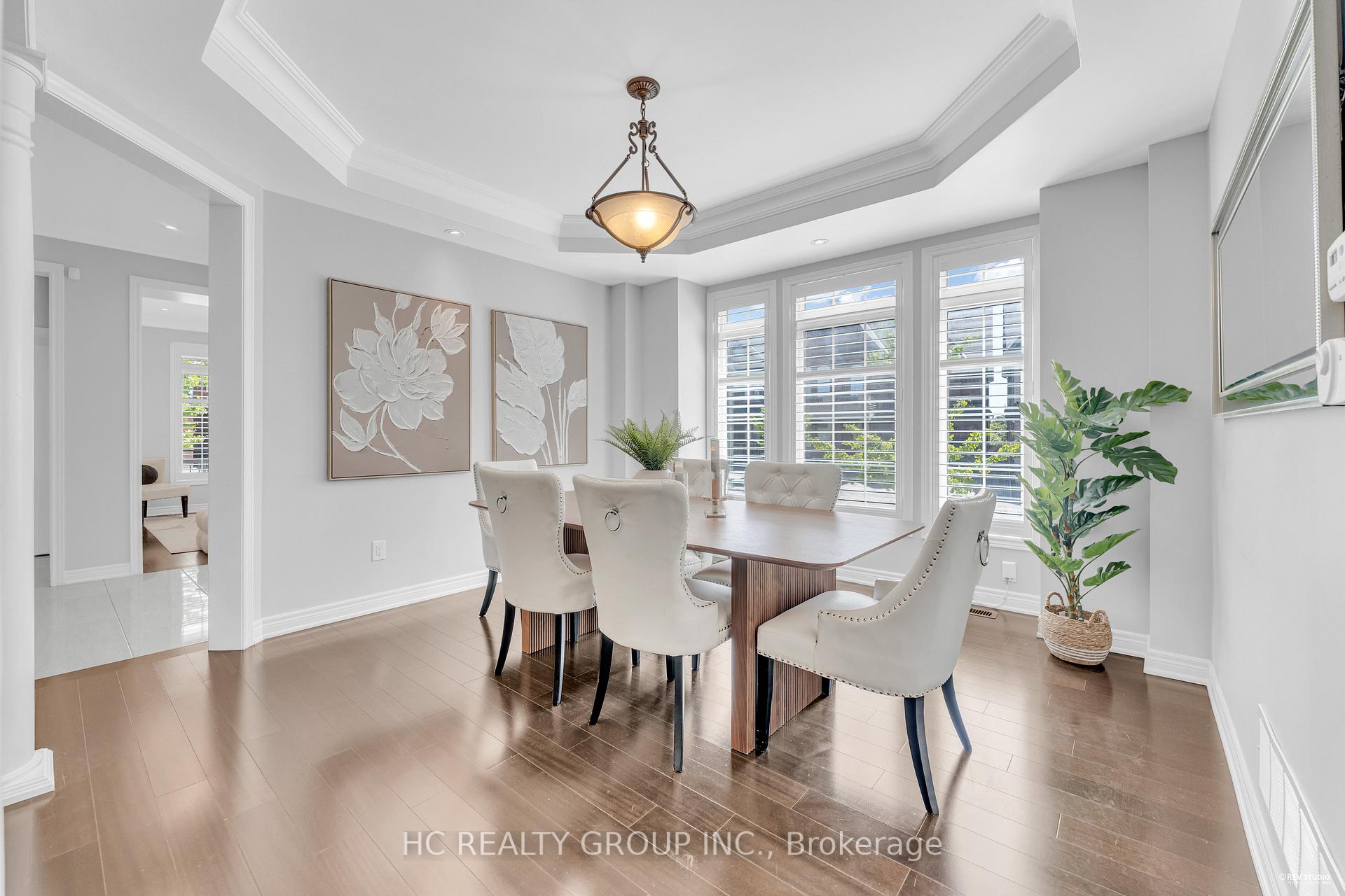 Photo 9 of 56 William Bartlett Drive, Markham, Berczy — HOMEH