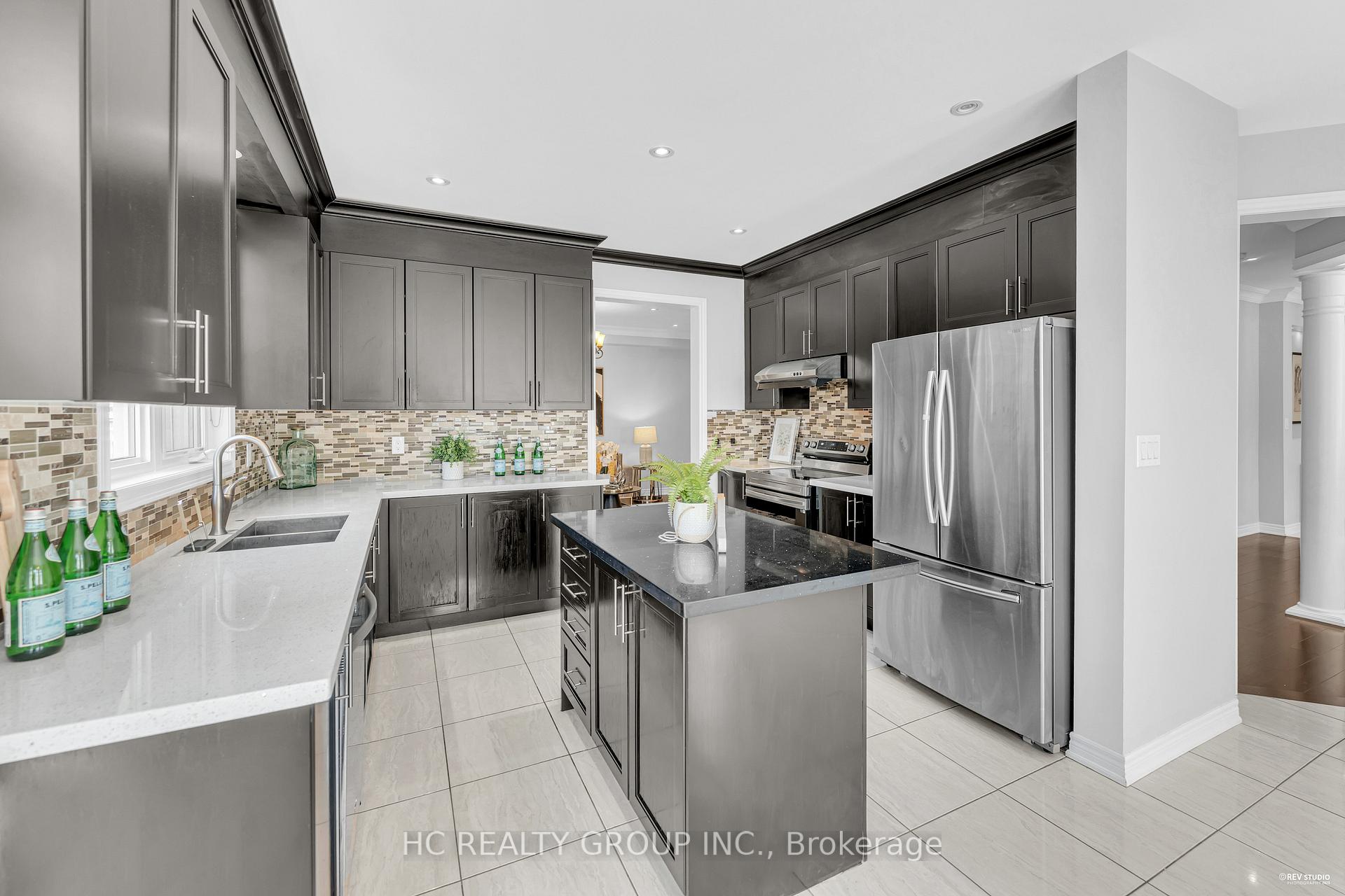 Photo 16 of 56 William Bartlett Drive, Markham, Berczy — HOMEH