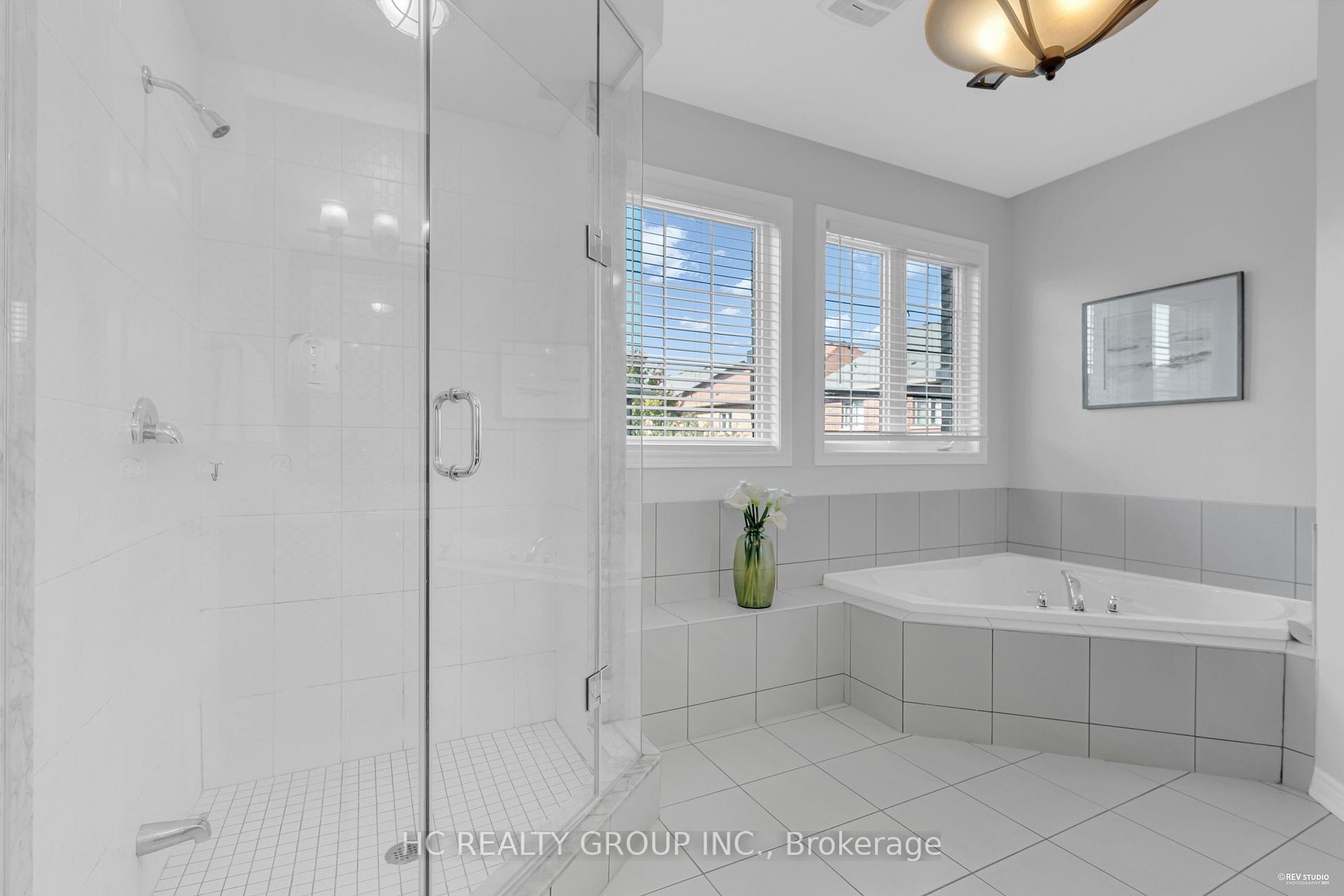 Photo 25 of 56 William Bartlett Drive, Markham, Berczy — HOMEH