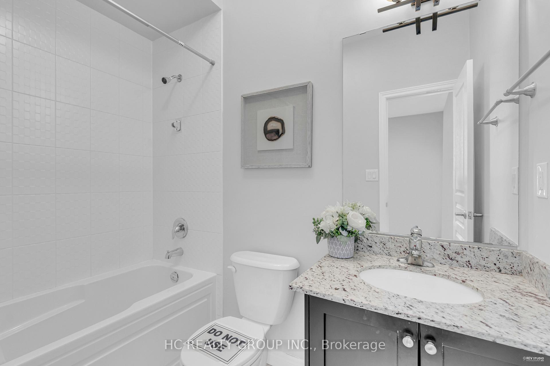 Photo 28 of 56 William Bartlett Drive, Markham, Berczy — HOMEH