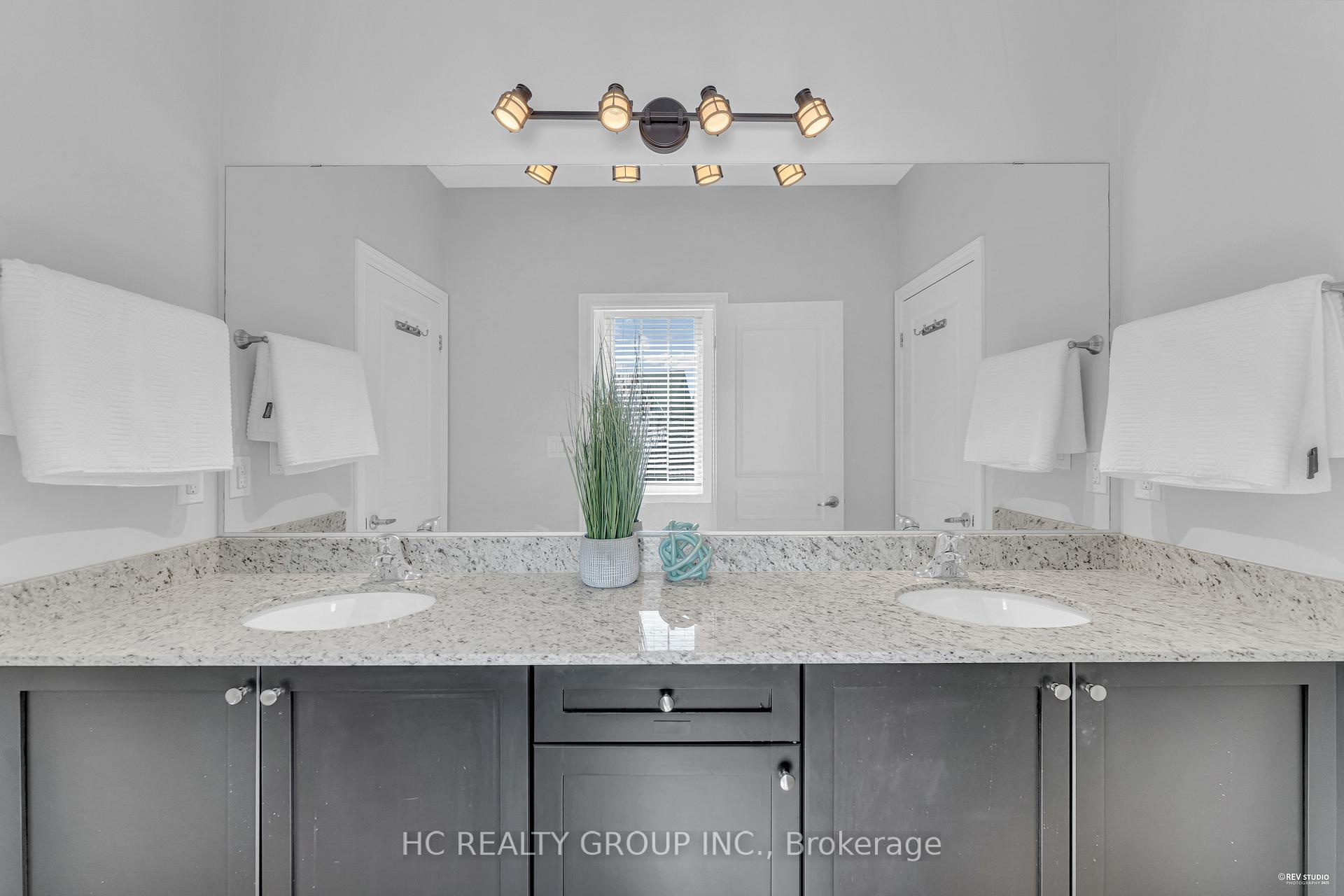 Photo 31 of 56 William Bartlett Drive, Markham, Berczy — HOMEH
