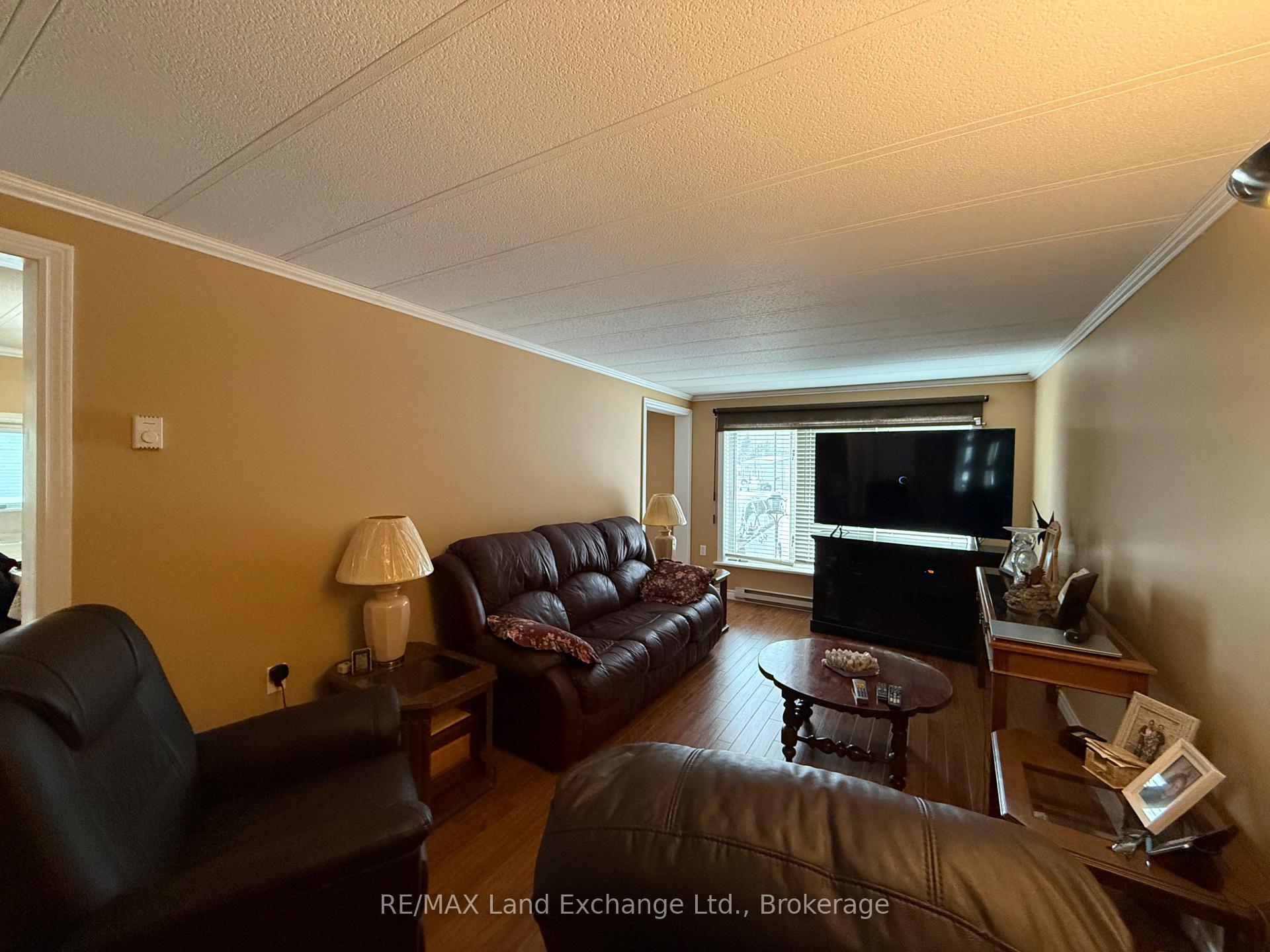 Photo 9 of 50 Maplewood Boulevard, Kincardine — HOMEH